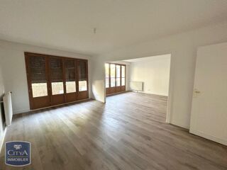  Appartement à louer 4 pièces 124 m²