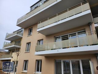  Appartement à louer 3 pièces 73 m²