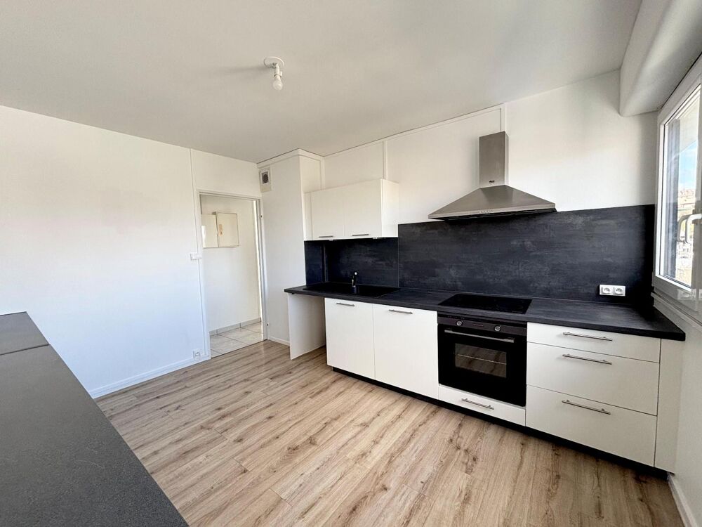 À LOUER : Appartement rénové T5 situé à Montbéliard, dan....