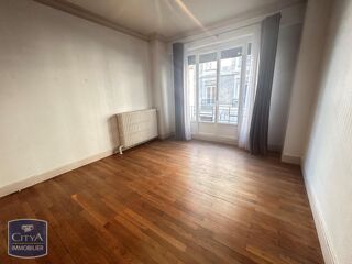  Appartement à louer 2 pièces 55 m²
