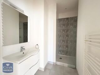  Appartement à louer 2 pièces 52 m²