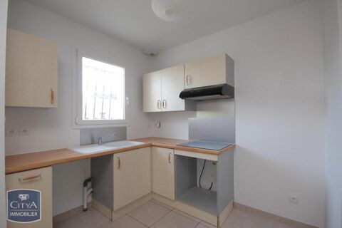  Maison � louer 4 pi�ces 80 m� Nimes