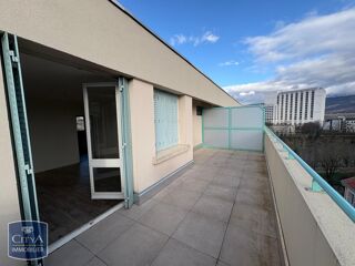  Appartement à louer 2 pièces 46 m²