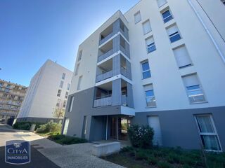  Appartement à louer 3 pièces 66 m²
