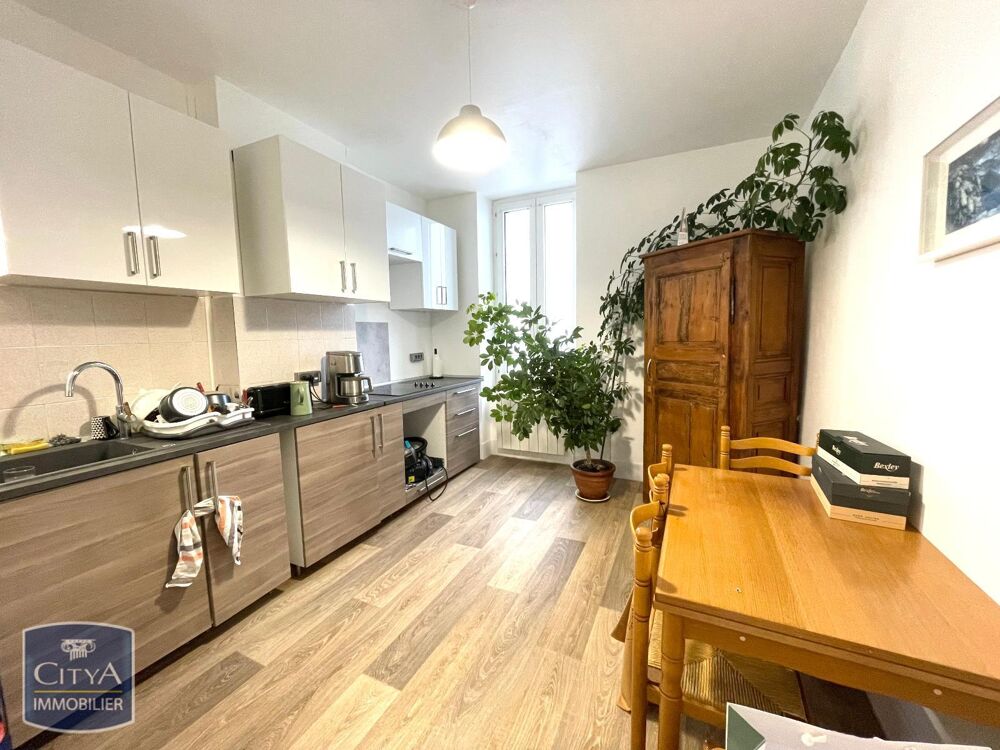 EXCLUSIVITÉ - APPARTEMENT 2 PIÈCES ENTIEREMENT RENOVE À ....