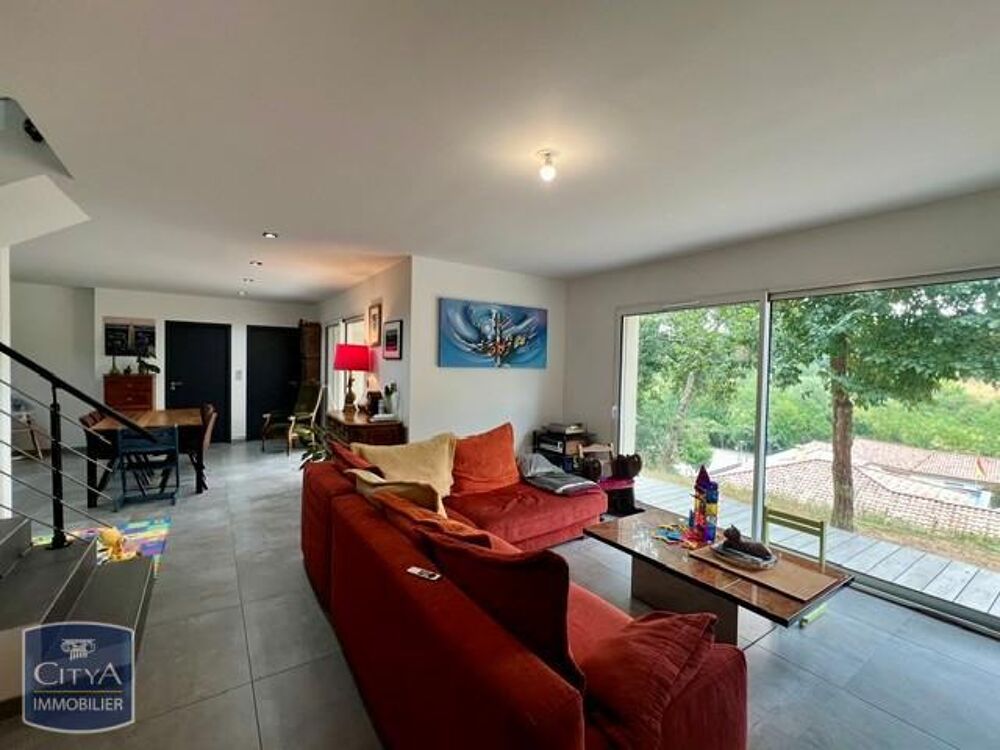 location Maison - 5 pièce(s) - 144 m² Grazac (31190)