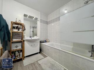  Appartement à louer 3 pièces 62 m²