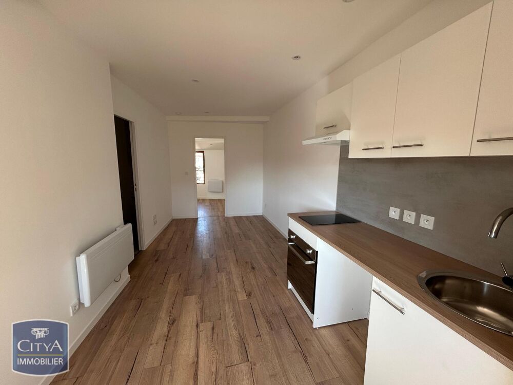 À LOUER : Charmant appartement rénové T2 situé dans la v....