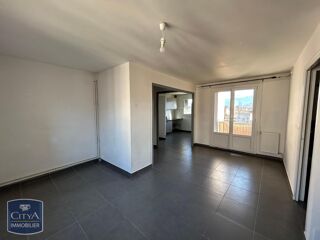  Appartement à louer 4 pièces 68 m²
