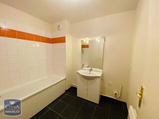  Appartement à louer 3 pièces 57 m²