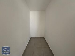  Appartement à louer 2 pièces 47 m²