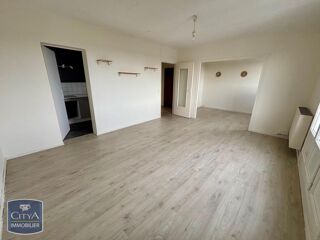  Appartement à louer 3 pièces 69 m²
