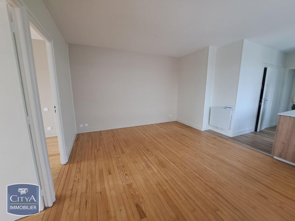 CENTRE-VILLE ROYAN - A LOUER A L'ANNEE - T3 50.71m² Situ....