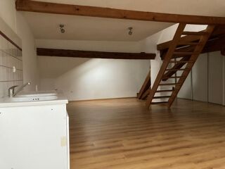  Appartement à louer 2 pièces 54 m²