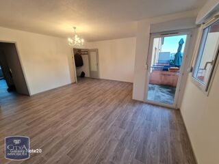  Appartement à louer 4 pièces 91 m²
