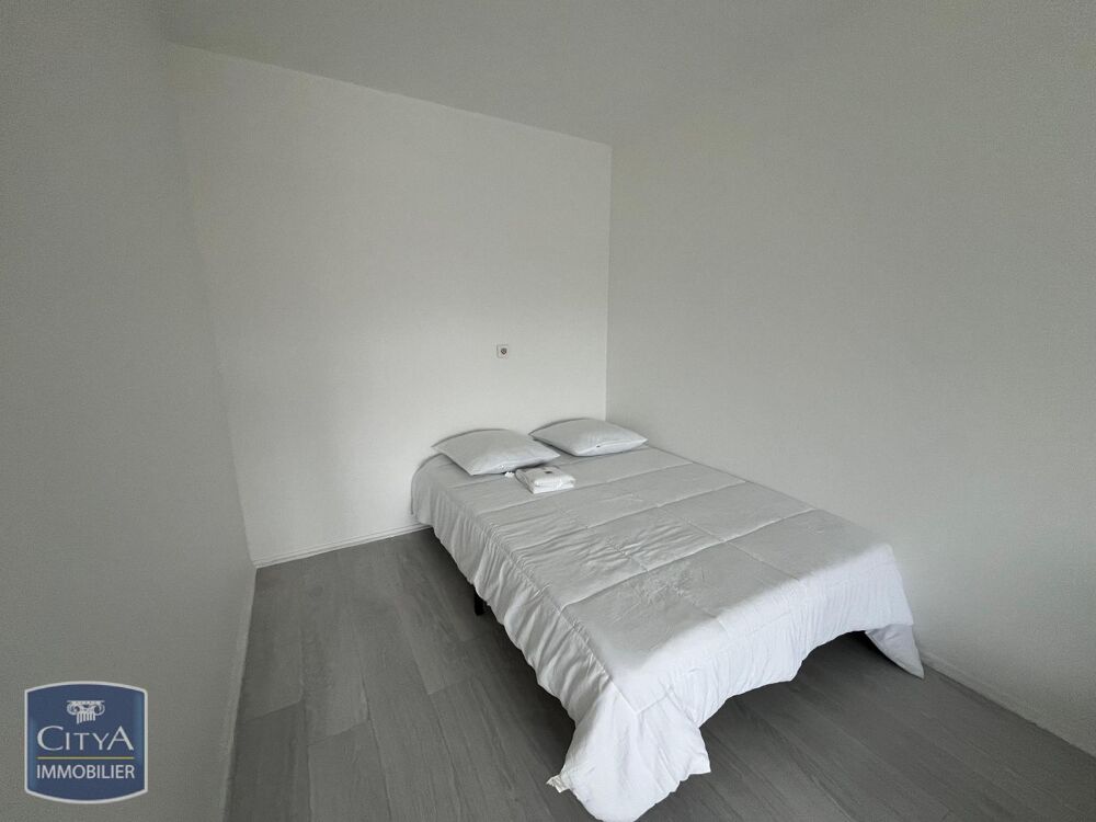 À LOUER : Appartement T1 moderne à Mâcon, situé au trois....