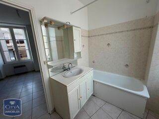  Appartement à louer 2 pièces 57 m²