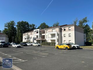  Appartement à louer 3 pièces 64 m²