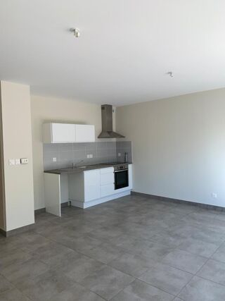  Maison à louer 4 pièces 87 m²