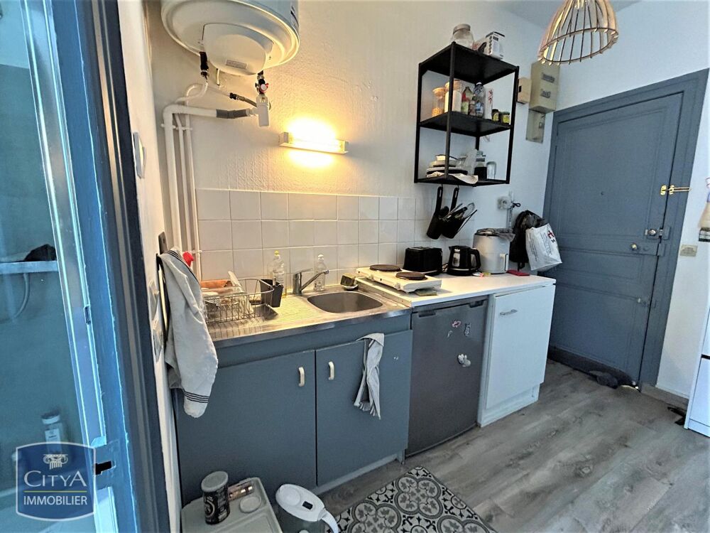 À LOUER : Appartement T2 situé en plein coeur du centre-v....