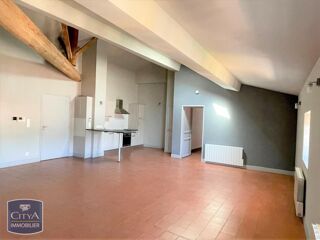 Appartement à louer 3 pièces 87 m²