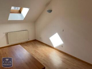  Appartement à louer 3 pièces 87 m²