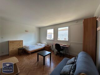  Appartement à louer 1 pièce 28 m²