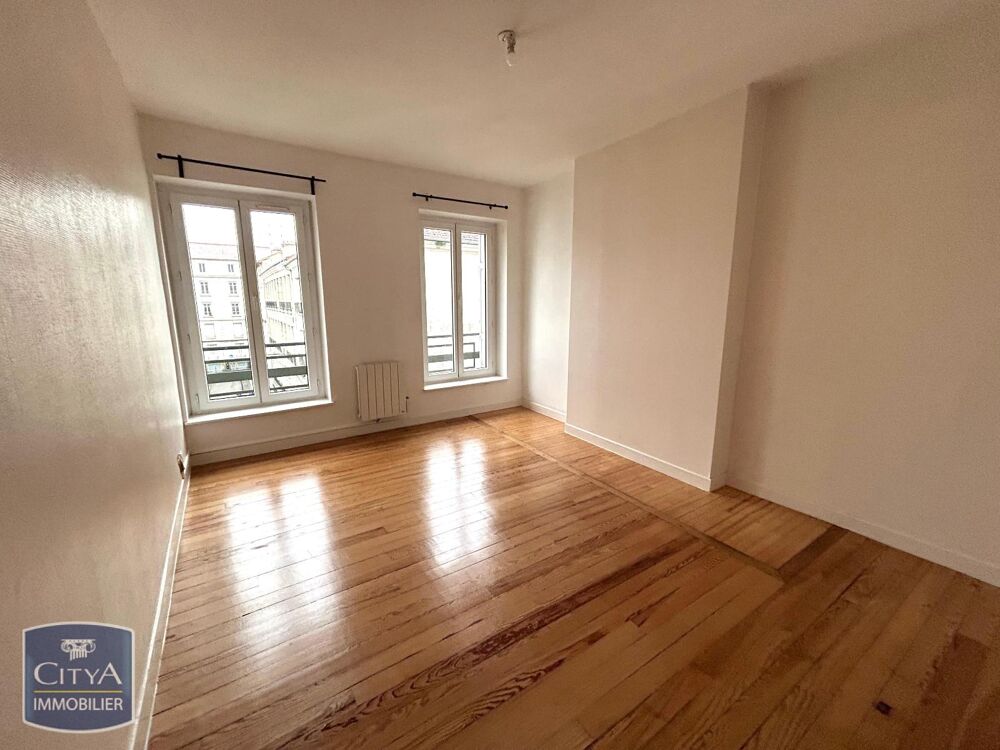 À LOUER : Appartement rénové T4 situé en plein coeur de S....
