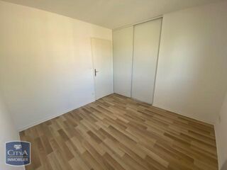  Appartement à louer 3 pièces 64 m²
