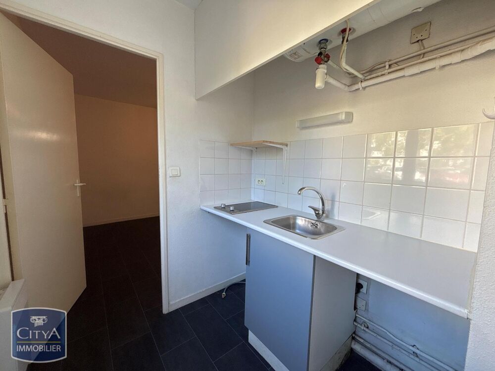À LOUER : T1 NON MEUBLE + TERRASSE + PARKING - MERIGNAC ....
