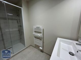  Appartement à louer 3 pièces 72 m²