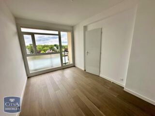  Appartement à louer 4 pièces 73 m²