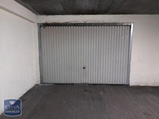  Parking / Garage à louer  Perigueux