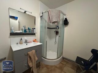  Appartement à louer 4 pièces 94 m²