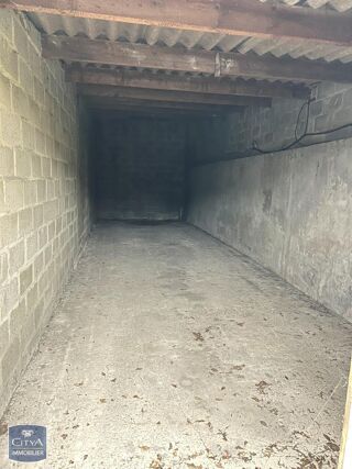  Parking / Garage � louer 