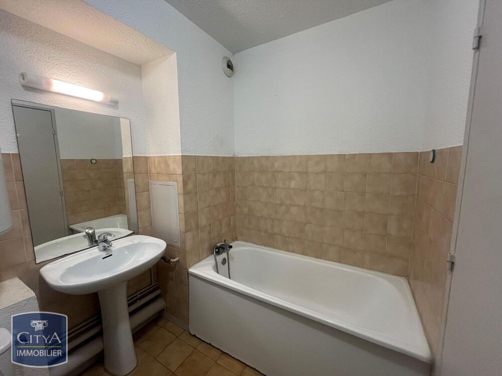 À LOUER : Appartement T1 à Grenoble, situé 3 AVENUE DE V....