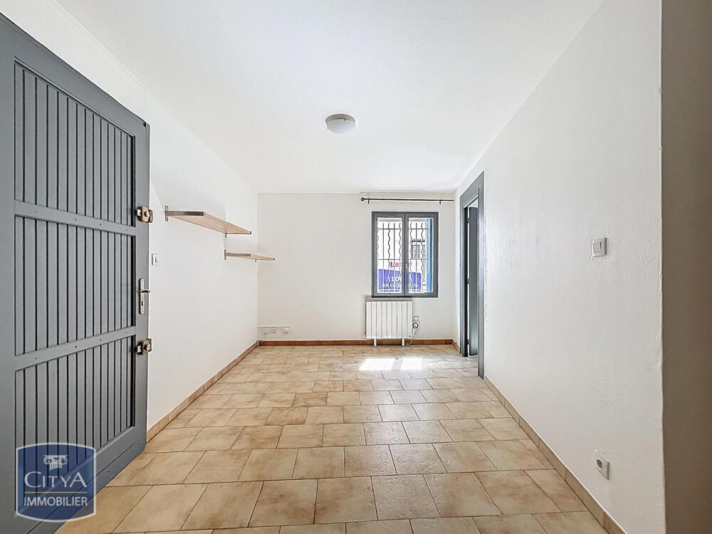 location Appartement - 1 pièce(s) - 28 m² Nimes (30900)