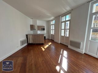  Appartement à louer 3 pièces 56 m²