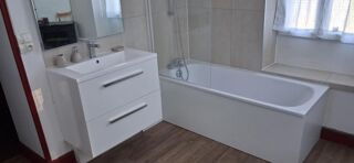  Appartement à louer 5 pièces 157 m²