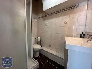  Appartement à louer 2 pièces 33 m²