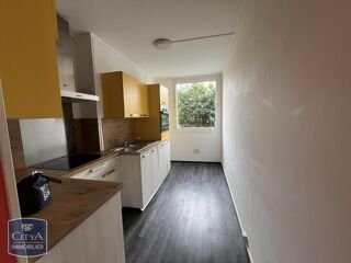  Appartement à louer 4 pièces 74 m²