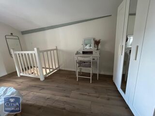 Appartement à louer 2 pièces 33 m²