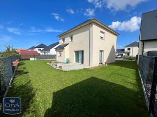  Maison à louer 6 pièces 128 m²
