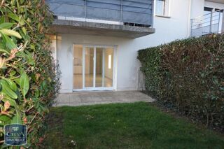  Appartement à louer 3 pièces 61 m²