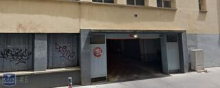  Parking / Garage à louer 