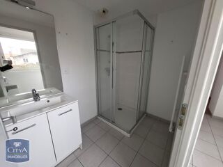  Appartement à louer 3 pièces 67 m²