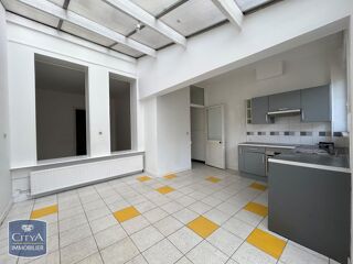  Maison à louer 5 pièces 144 m²