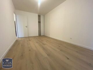  Appartement à louer 2 pièces 43 m²