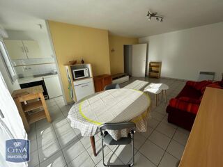  Appartement à louer 2 pièces 45 m²