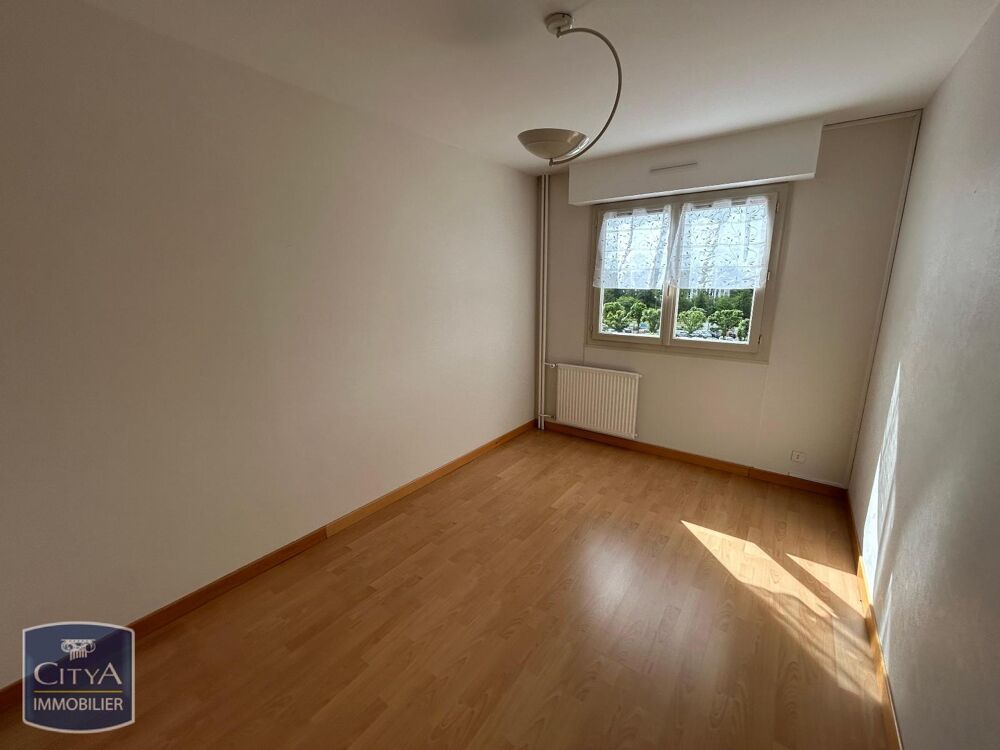 location Appartement - 4 pièce(s) - 97 m² Laval (53000)
